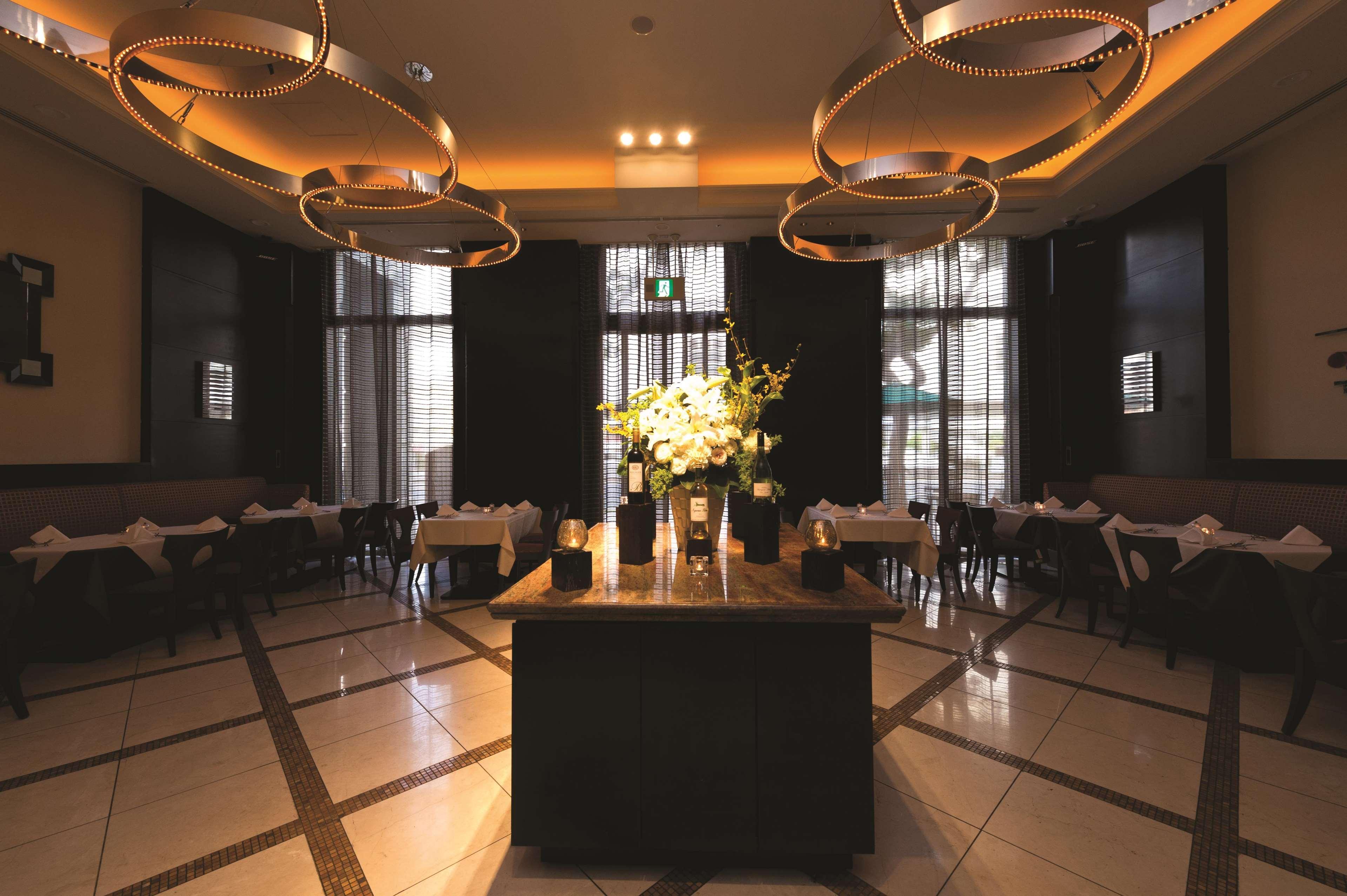 Doubletree By Hilton Naha Hotel Екстериор снимка