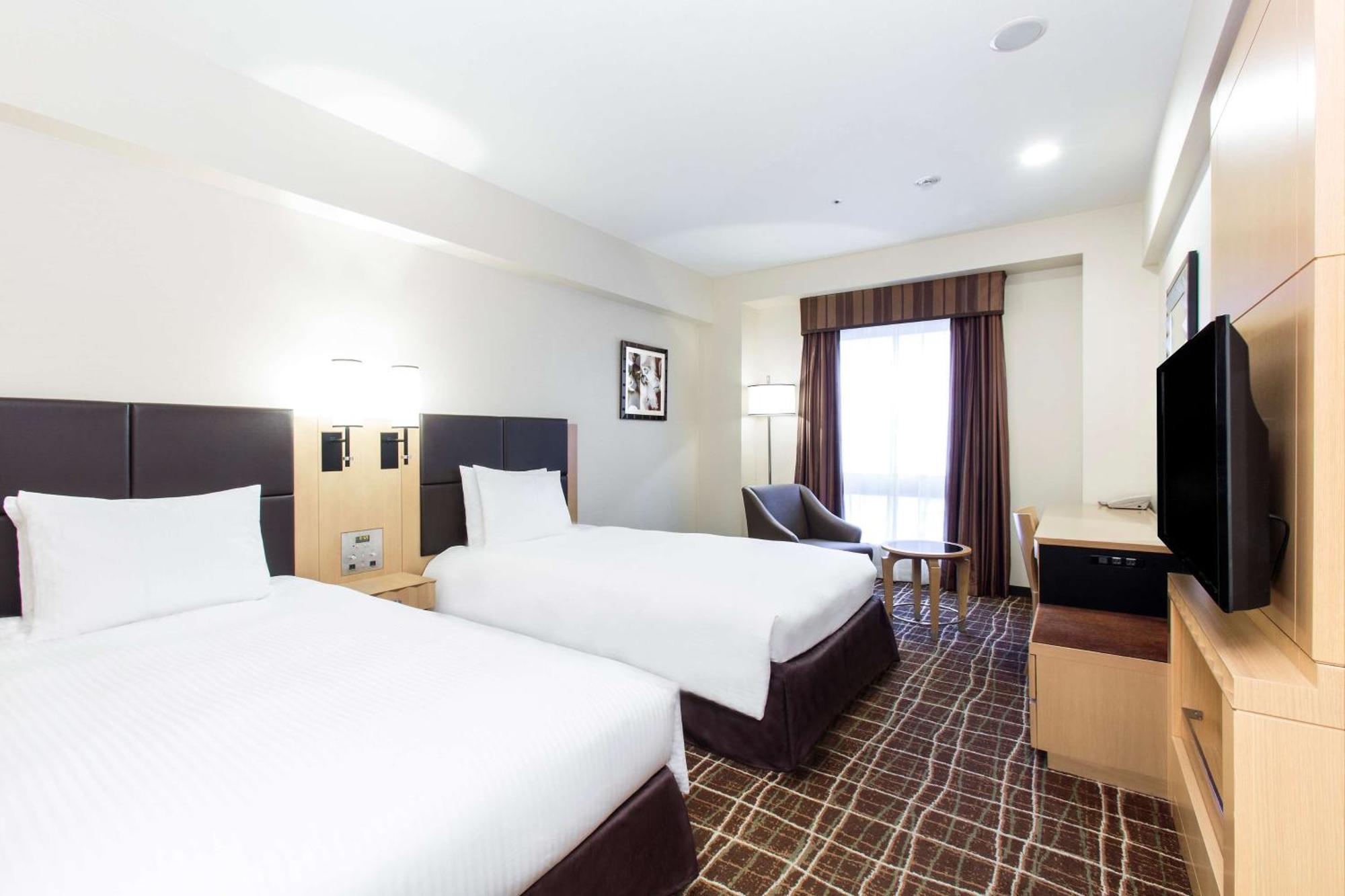 Doubletree By Hilton Naha Hotel Екстериор снимка