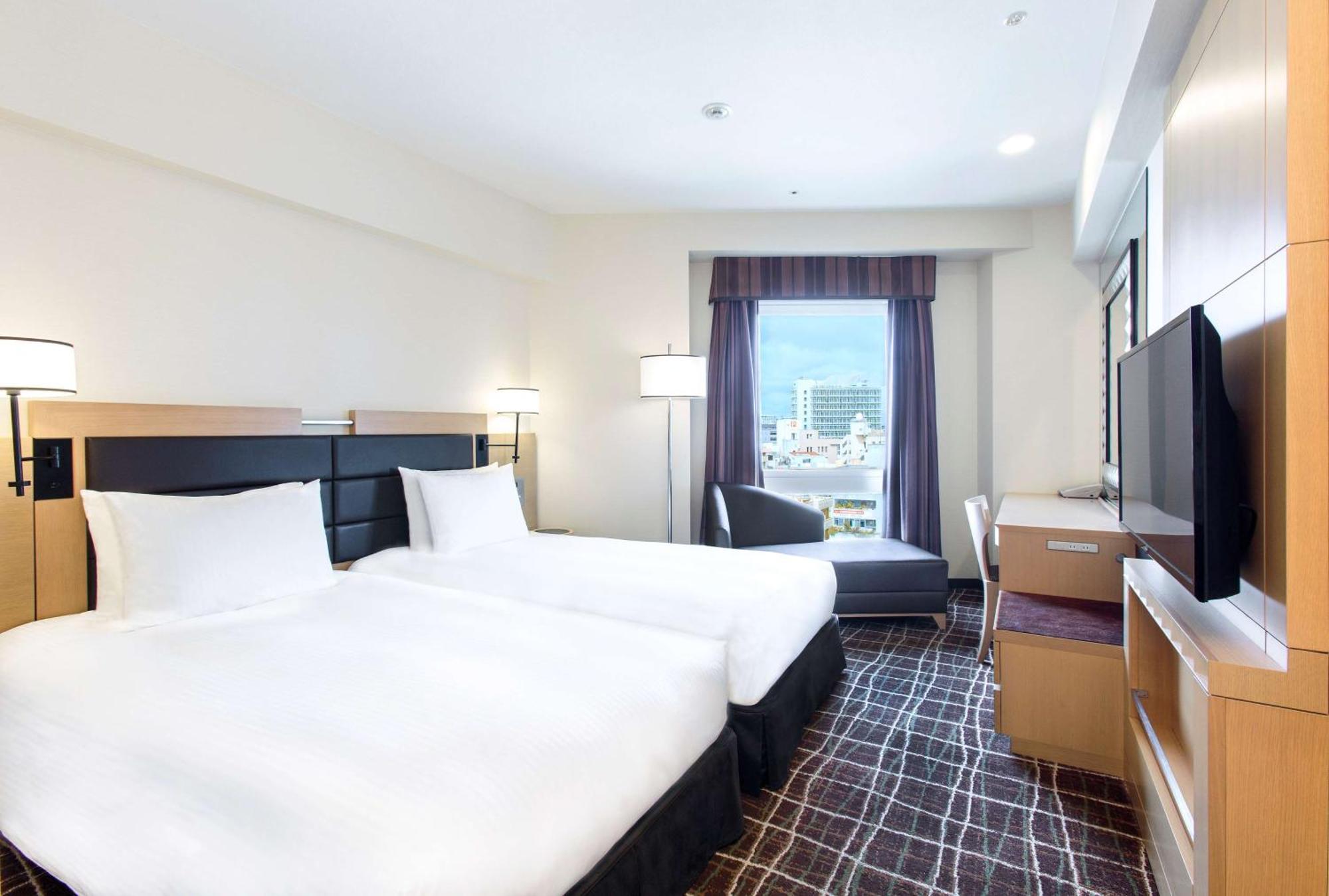 Doubletree By Hilton Naha Hotel Екстериор снимка